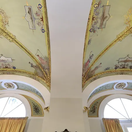Il Salotto Della Regina نابولي