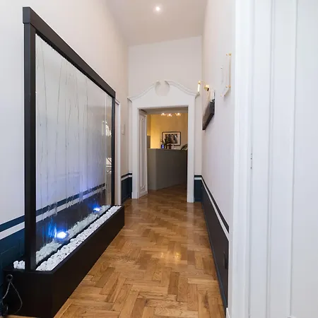 호텔 Il Salotto Della Regina 3*