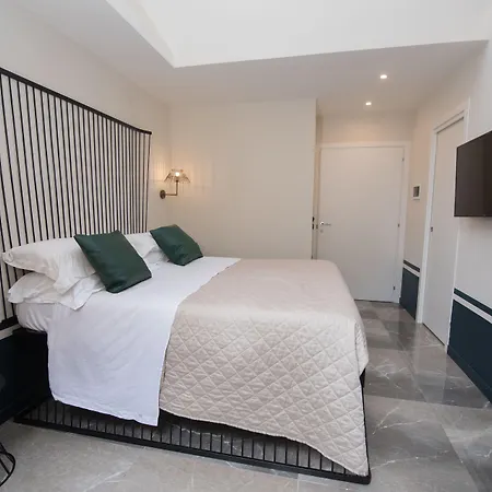 Il Salotto Della Regina 3* 나폴리