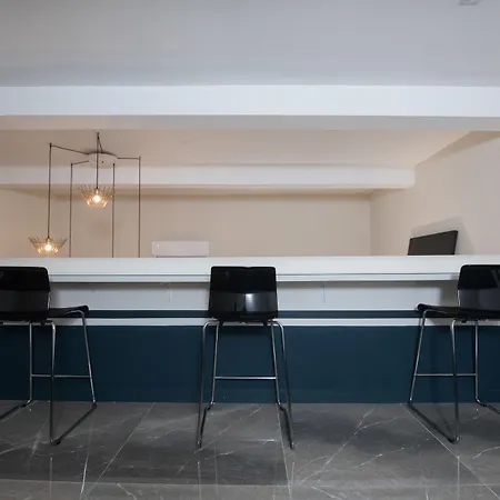 Il Salotto Della Regina 3* نابولي