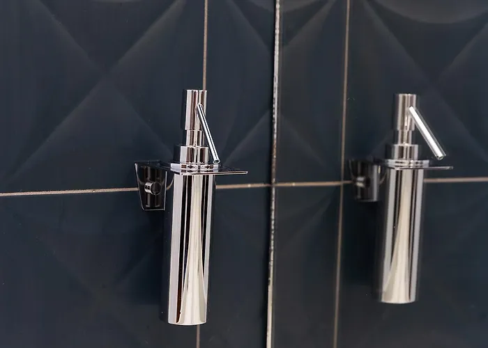 Il Salotto Della Regina Napels